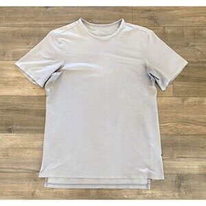 Lululemon Commission Mens M Taupe Short Sleeve Crewneck Athletic Tee Shirt Soft